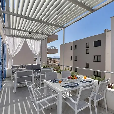 Bamboo House App 4 - Exklusiv * Makarska