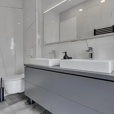 Bamboo House App 4 - Exklusiv Appartement Makarska
